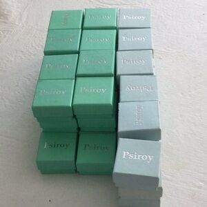 Women's 30 Jewelry Boxes Green and Blue NWOT